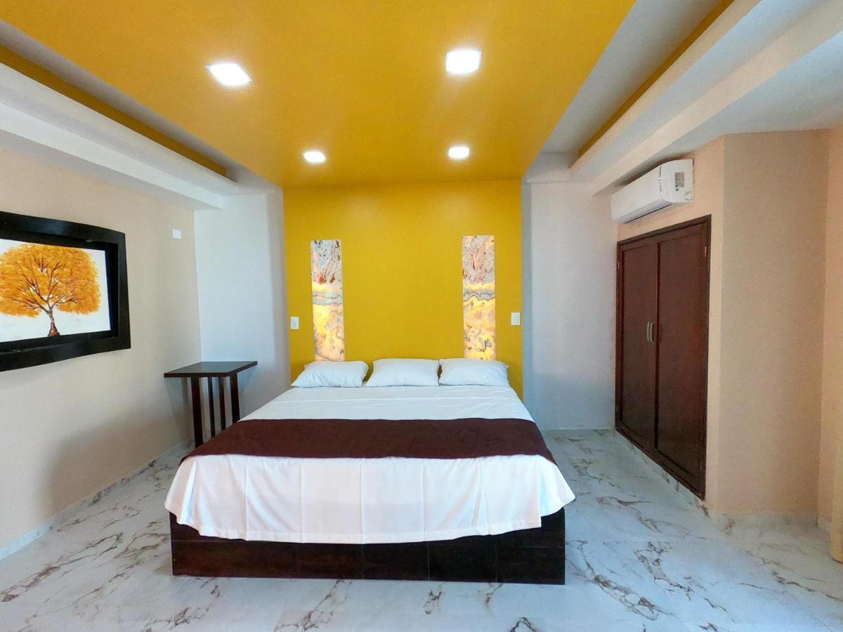 Framfor Inn Chetumal Bagian luar foto