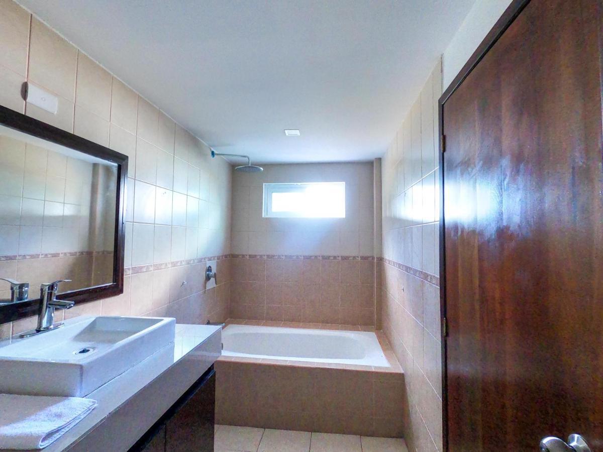 Framfor Inn Chetumal Bagian luar foto