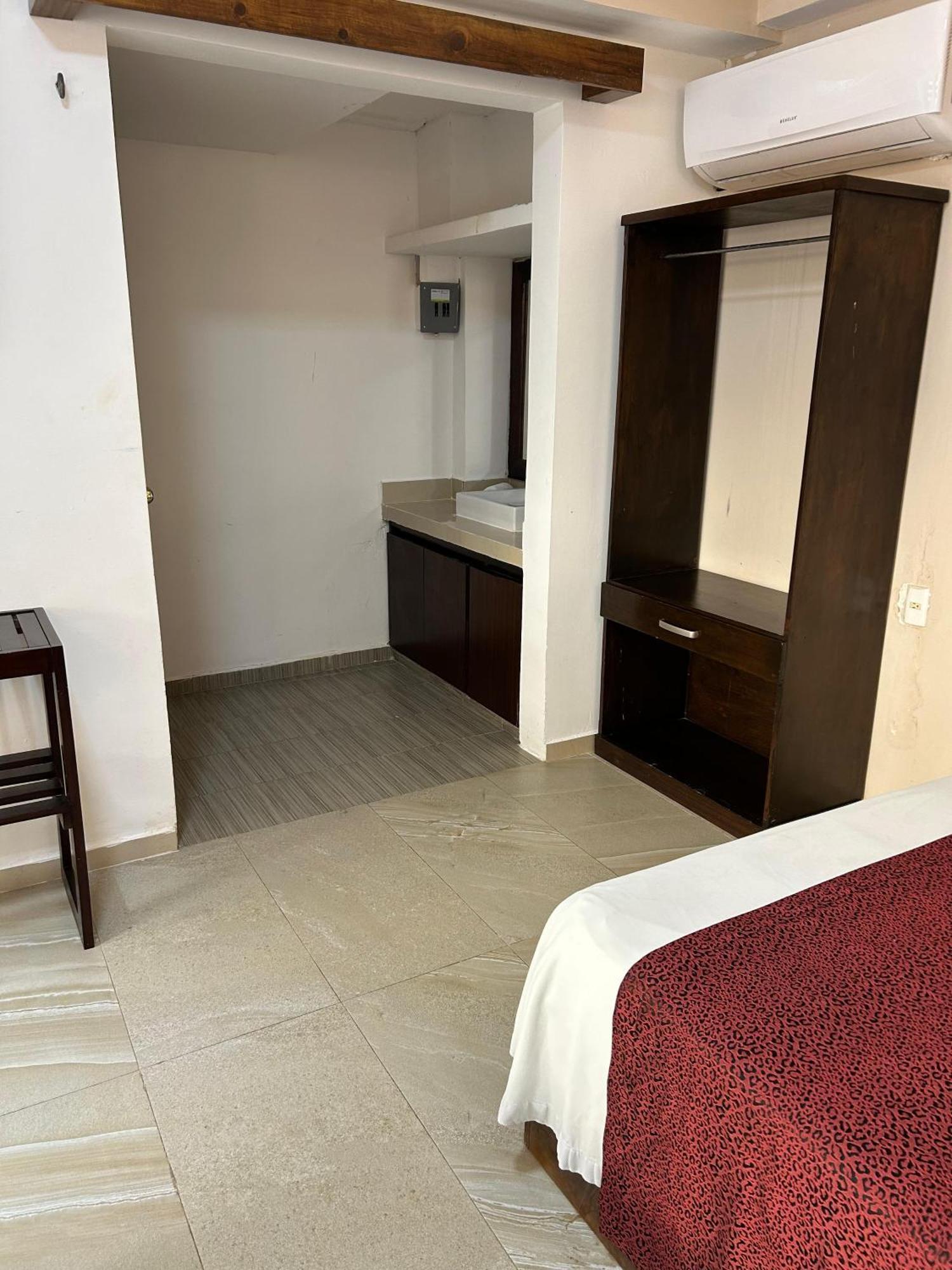 Framfor Inn Chetumal Bagian luar foto