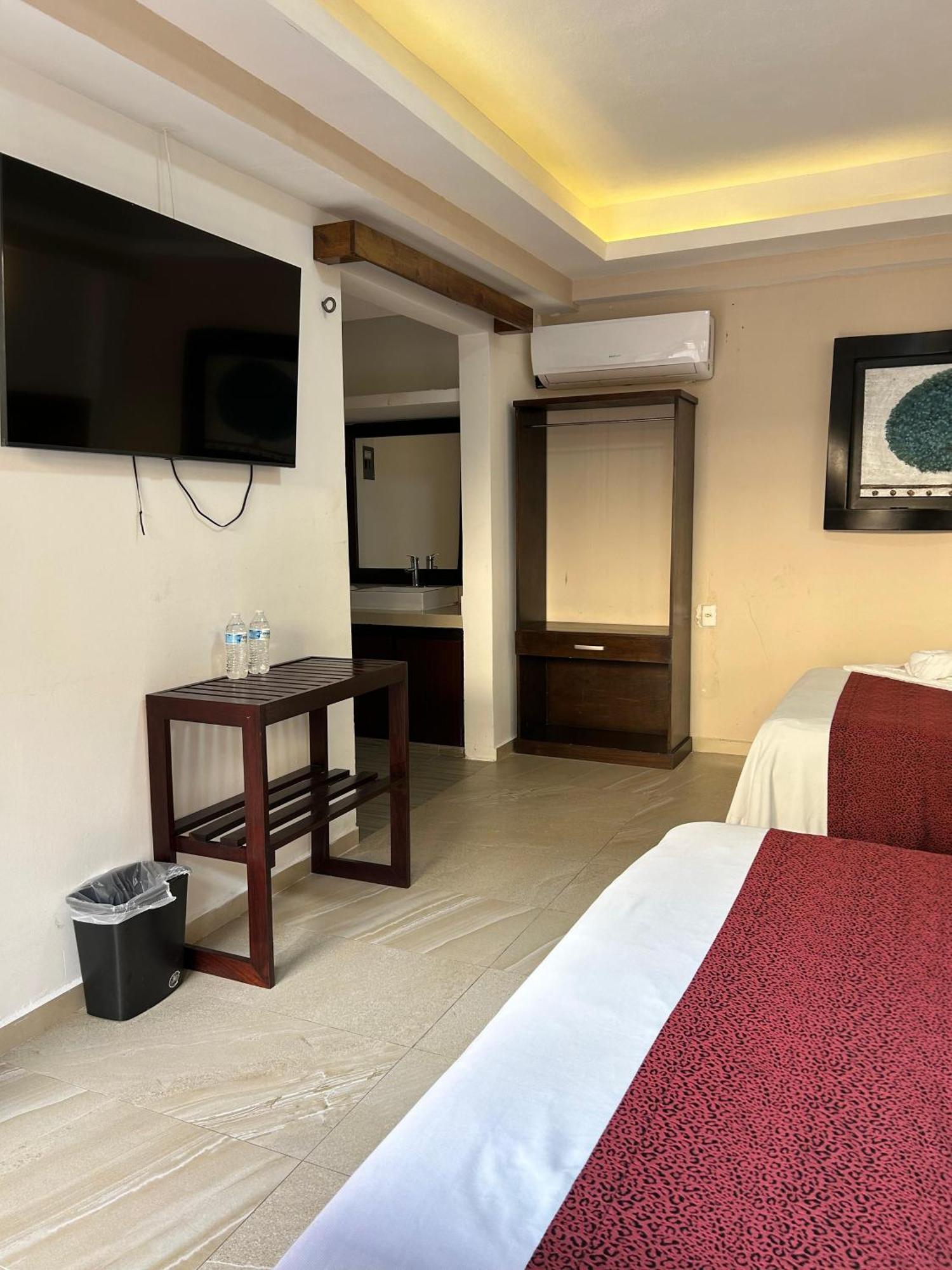 Framfor Inn Chetumal Bagian luar foto