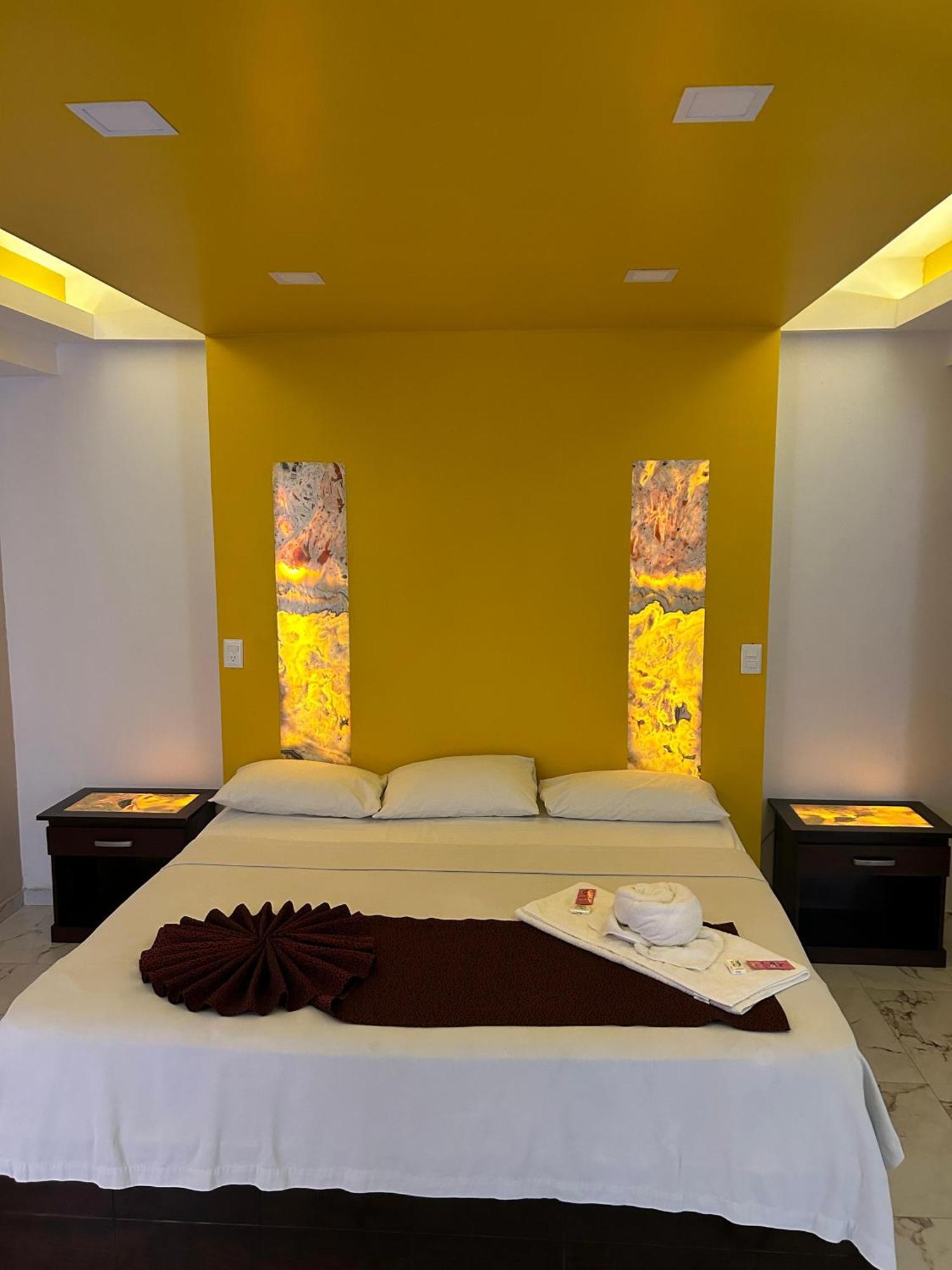 Framfor Inn Chetumal Bagian luar foto