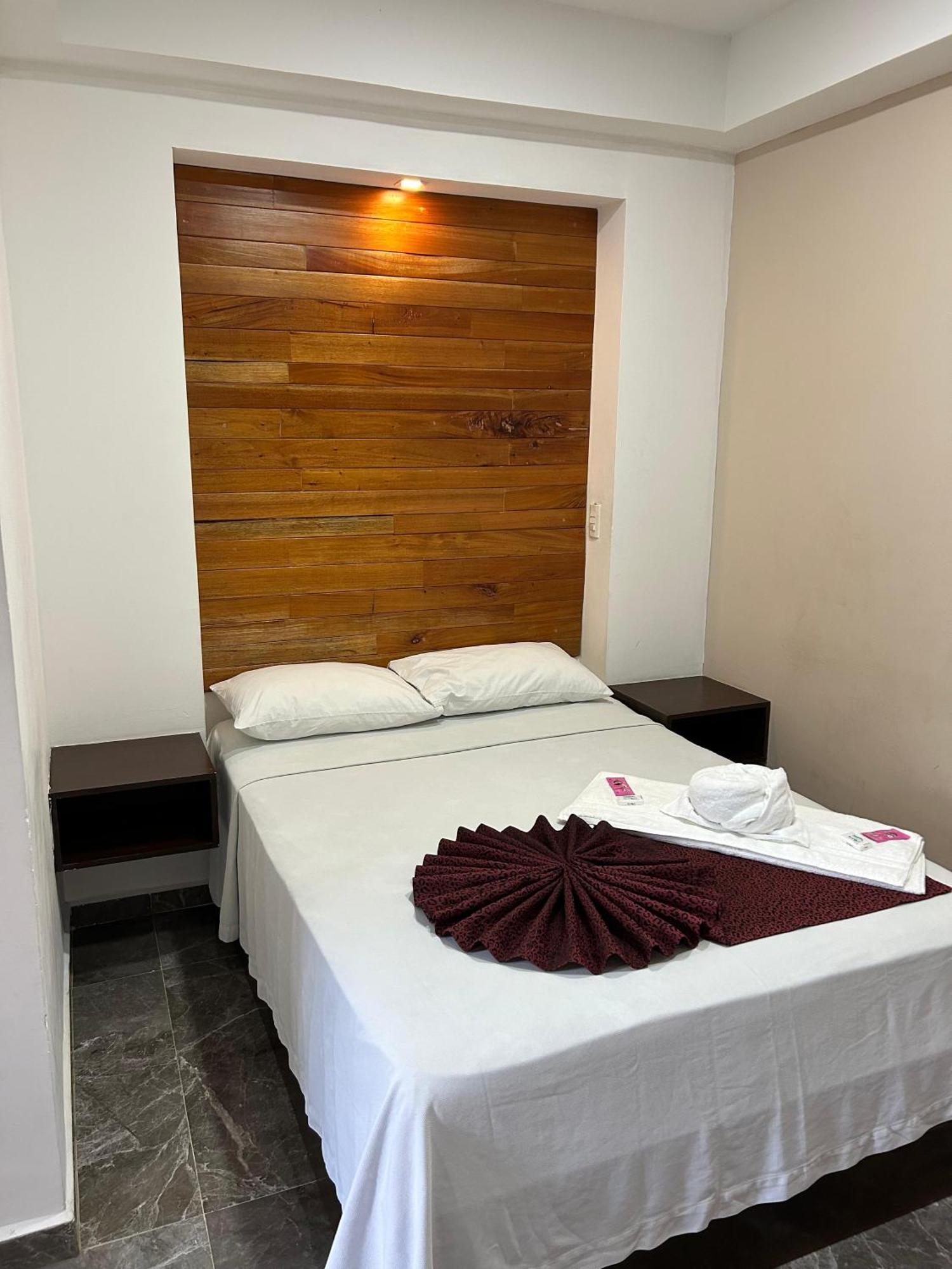 Framfor Inn Chetumal Bagian luar foto