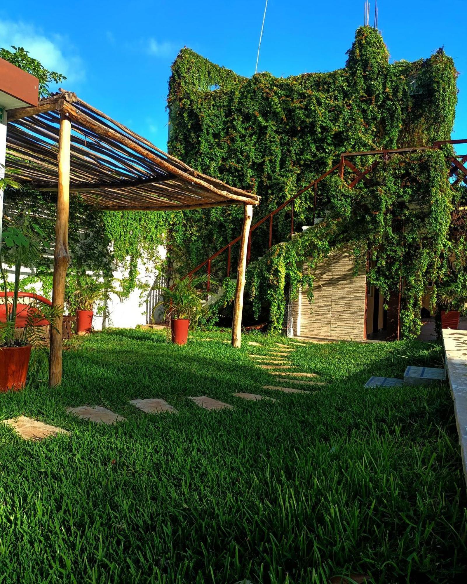 Framfor Inn Chetumal Bagian luar foto
